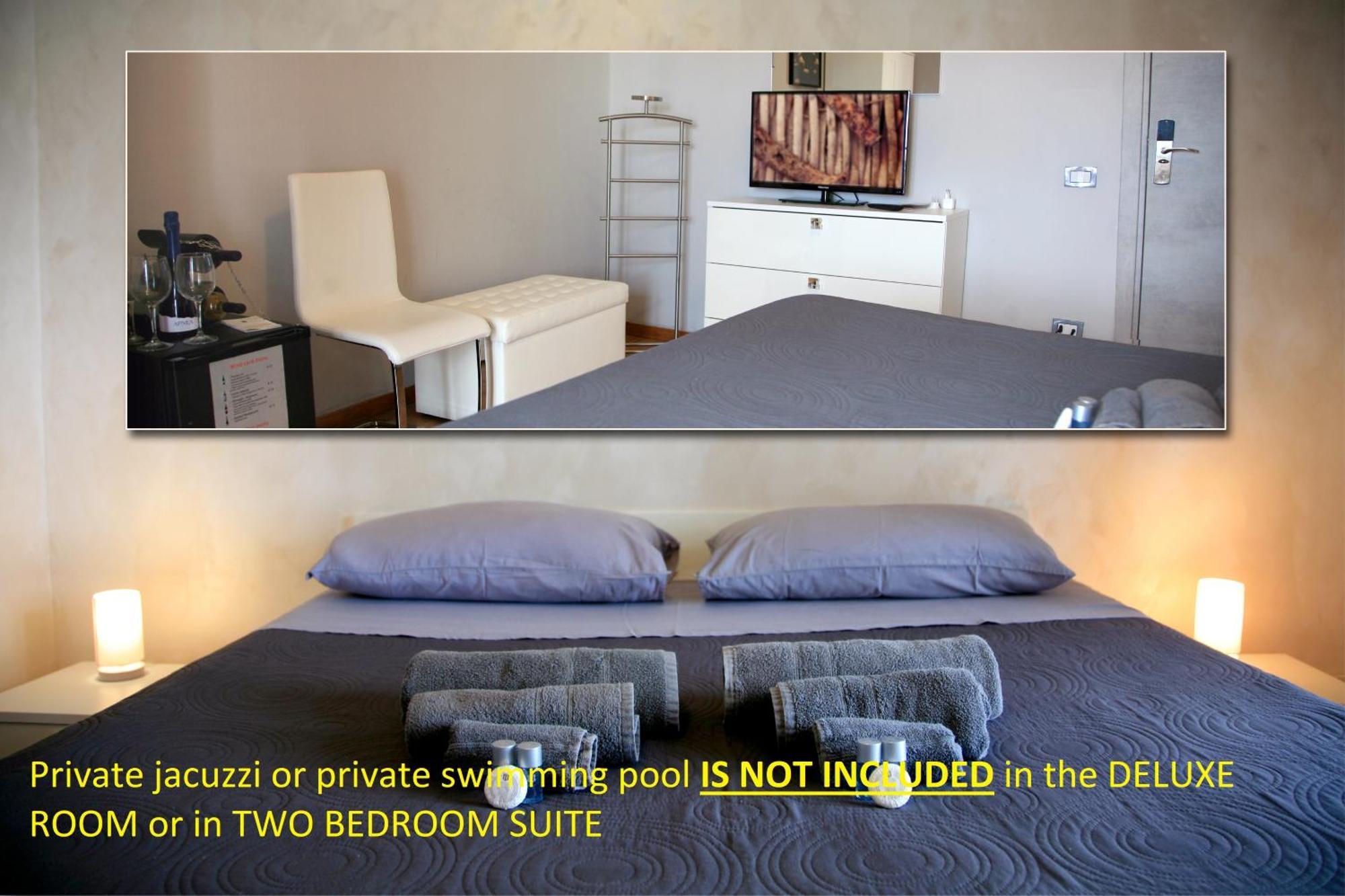 Penthouse Station Luxury Suites & Apartment Бриндизи Екстериор снимка
