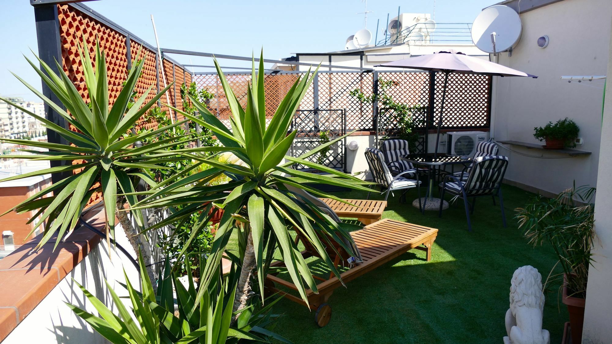 Penthouse Station Luxury Suites & Apartment Бриндизи Екстериор снимка