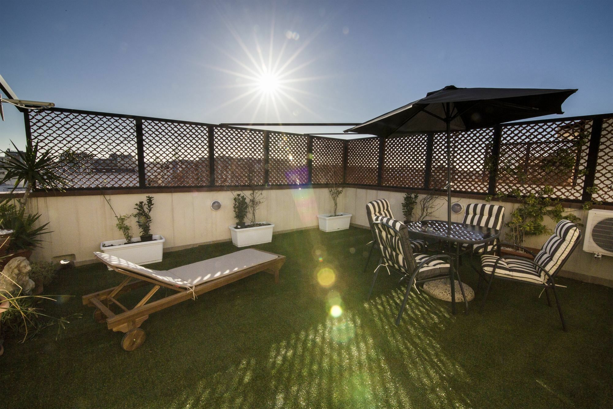 Penthouse Station Luxury Suites & Apartment Бриндизи Екстериор снимка